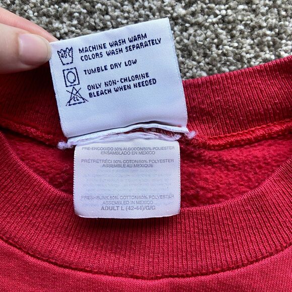 VINTAGE USA EMBROIDERED SPELLOUT RED CREWNECK SIZE LARGE - Picture 3 of 6